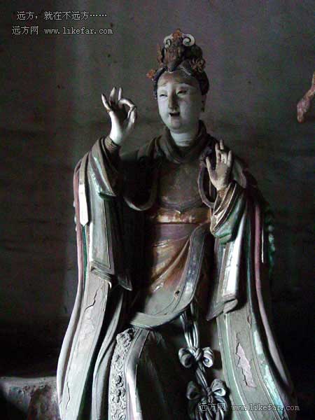府城玉皇庙里接近人像的神仙塑像.jpg