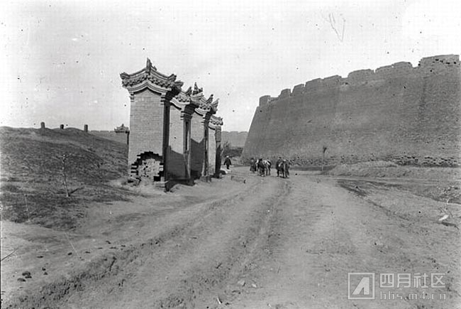 (2)1907年10月22日-23日，大同府城墙.jpg