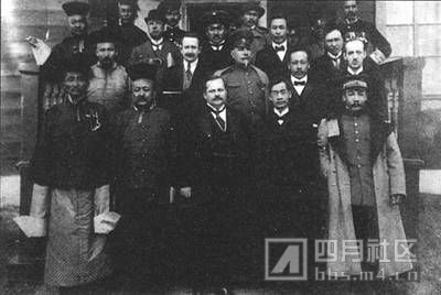 4-1915年6月7日，中、俄、蒙三方在恰克图共同签订《中俄蒙协约》。图为中方代表陈录(.jpg
