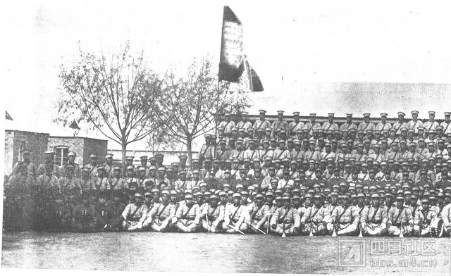 1滦州响应的军队清第二十镇（奉天启程时的照片左）.jpg