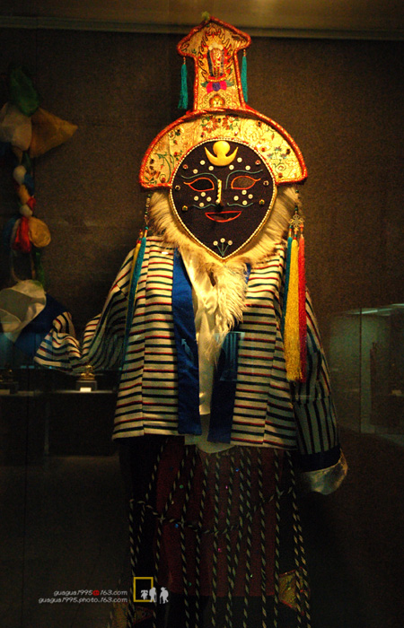 西藏传统猎人服装