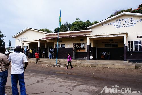 卢旺达刚果边界.jpg