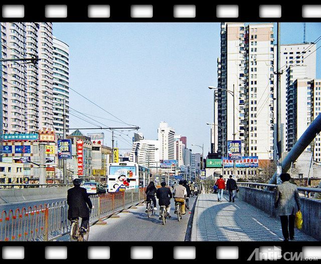 2004年苏州河长寿路桥.jpg