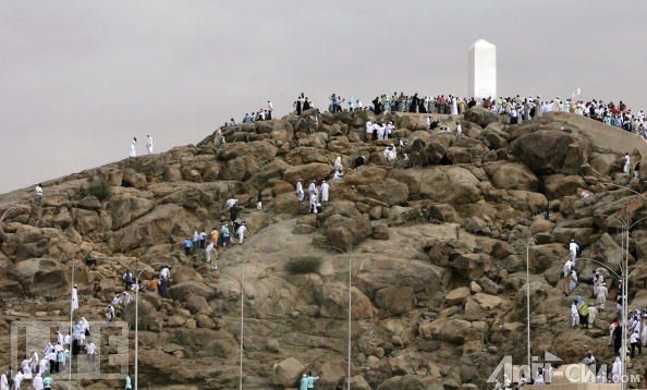 www.life.com_Pilgrims Atop the Mount of Mercy_93277984.jpg